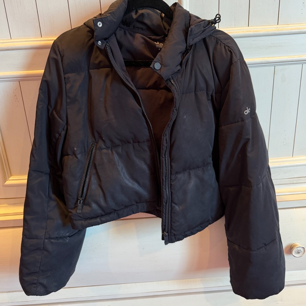 Alo Cropped Puffer